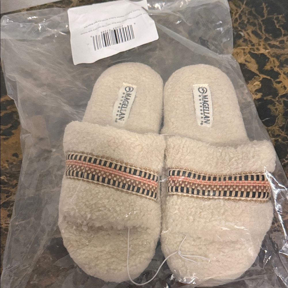 Magellan Outdoors Cream Sandals with Patterned Strap